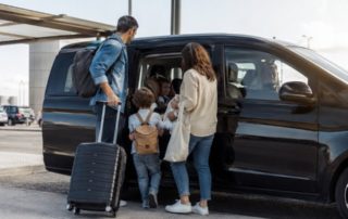 Le taxi idéal pour voyager avec des enfants sans multiplier les correspondances